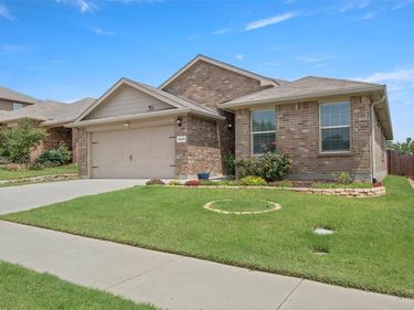 8209 Karole Drive , Fort Worth, TX 76120