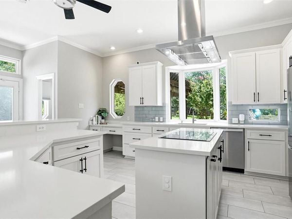 902 Dowling Court, Southlake, TX 76092