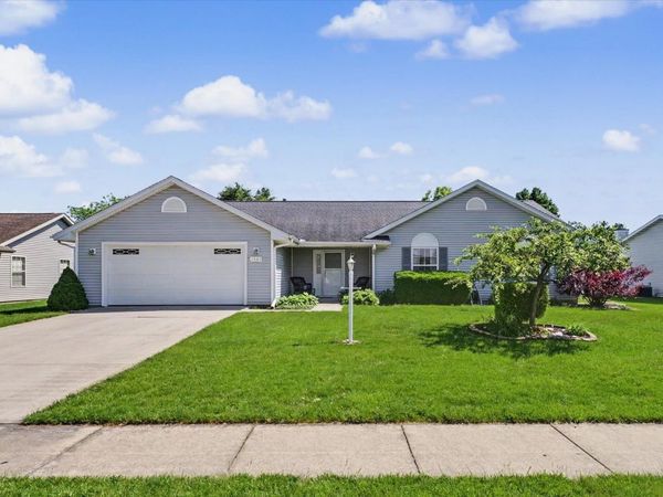 1507 E Grand Avenue , St. Joseph, IL 61873