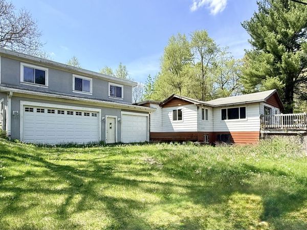 4923 W Wonder Lake Drive, Wonder Lake, IL 60097