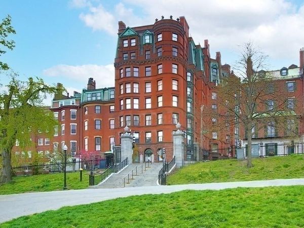 34.5 Beacon St, Unit PH, Boston, MA 02108
