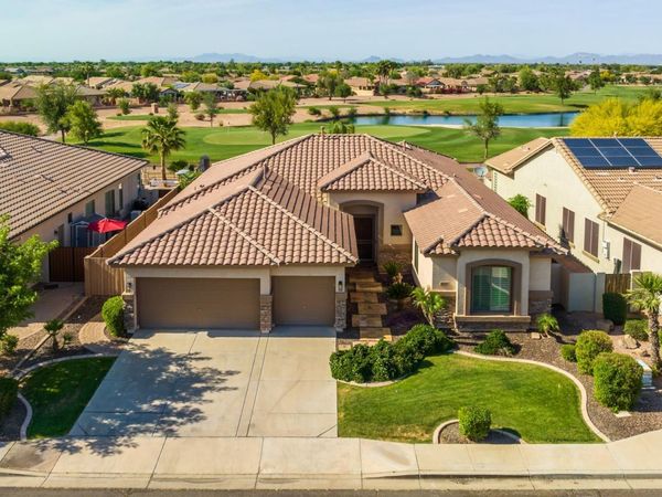 4176 E CLUBVIEW Drive, Gilbert, AZ 85298