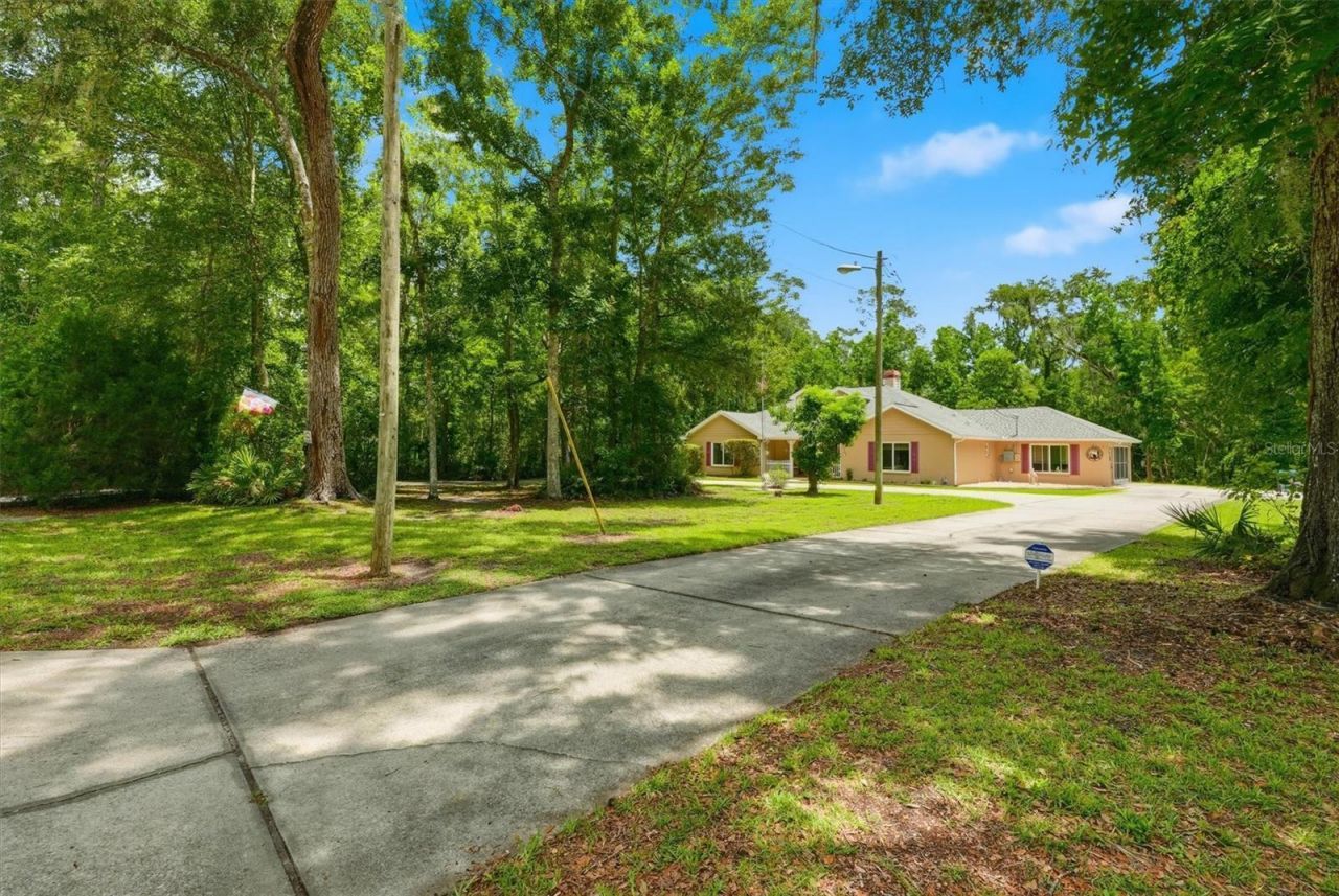 6012 Valley Spring Drive, Brooksville, FL 34601 Photo