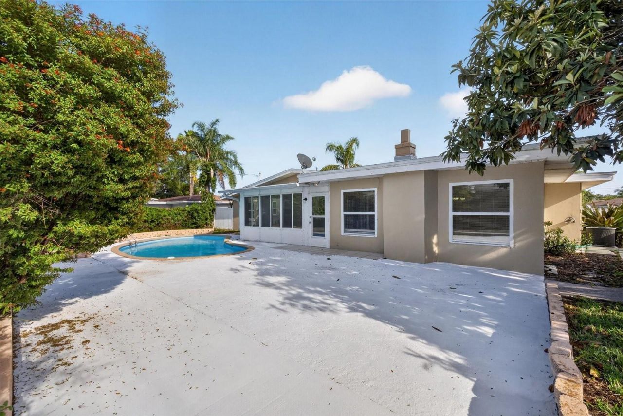 2239 Duncan Drive, Belleair Bluffs, FL 33770 Photo