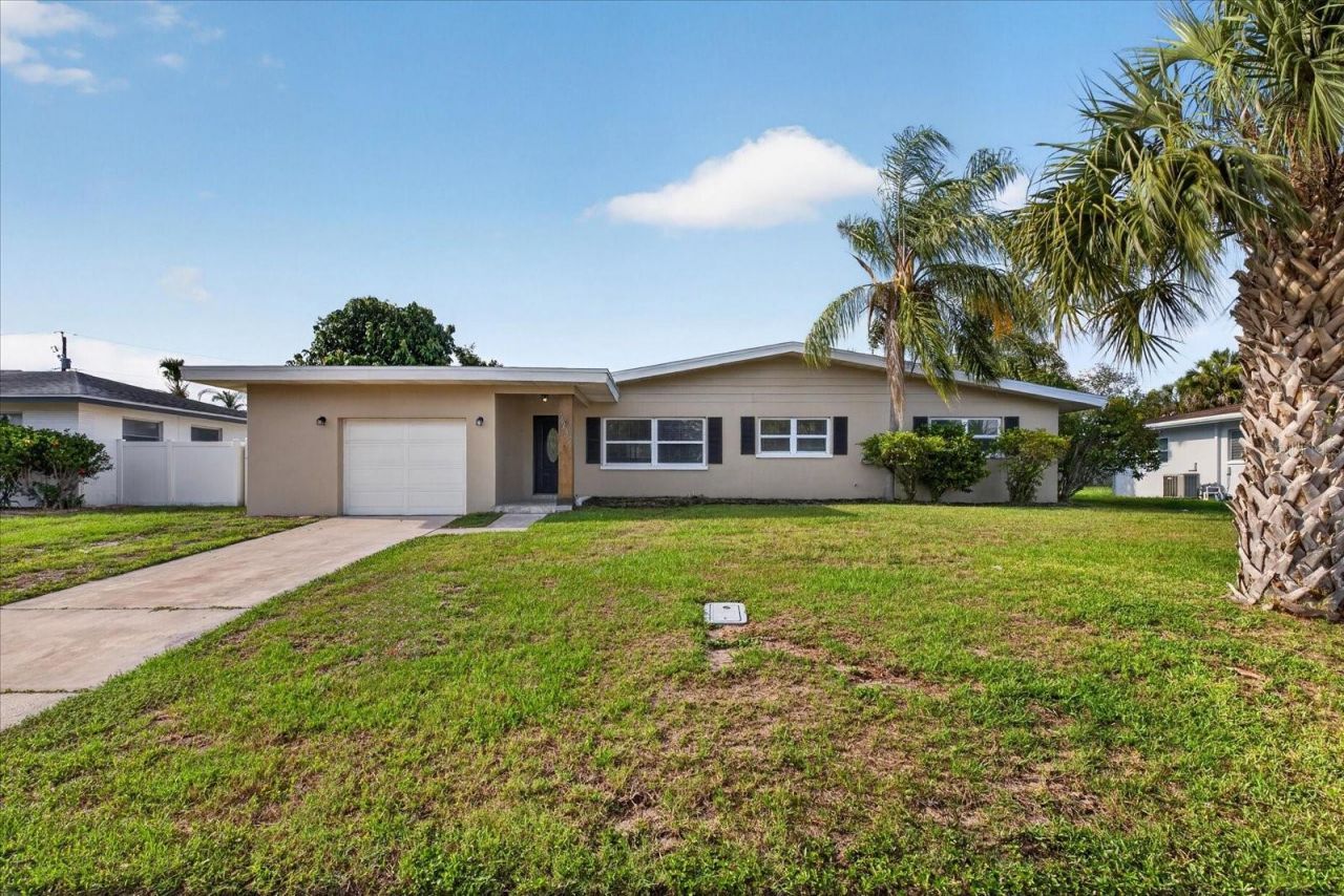 2239 Duncan Drive, Belleair Bluffs, FL 33770 Photo