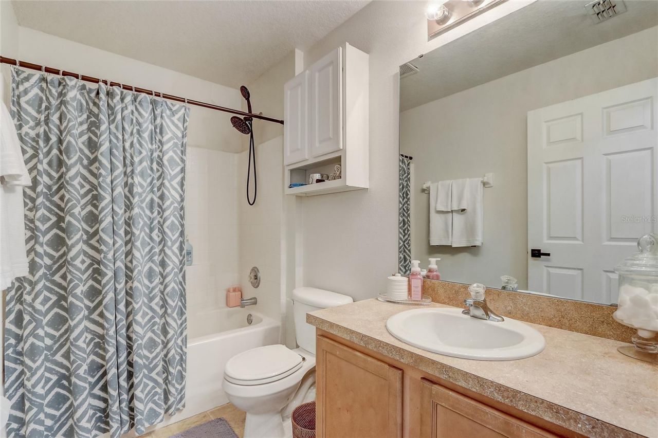2033 Newtown Road , Groveland, FL 34736 Photo