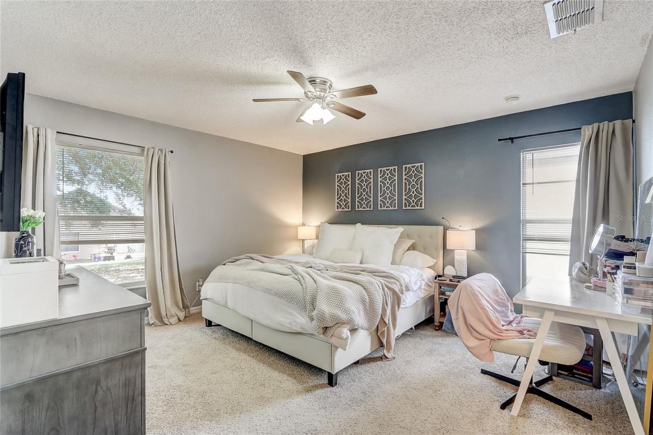 2033 Newtown Road , Groveland, FL 34736 Photo
