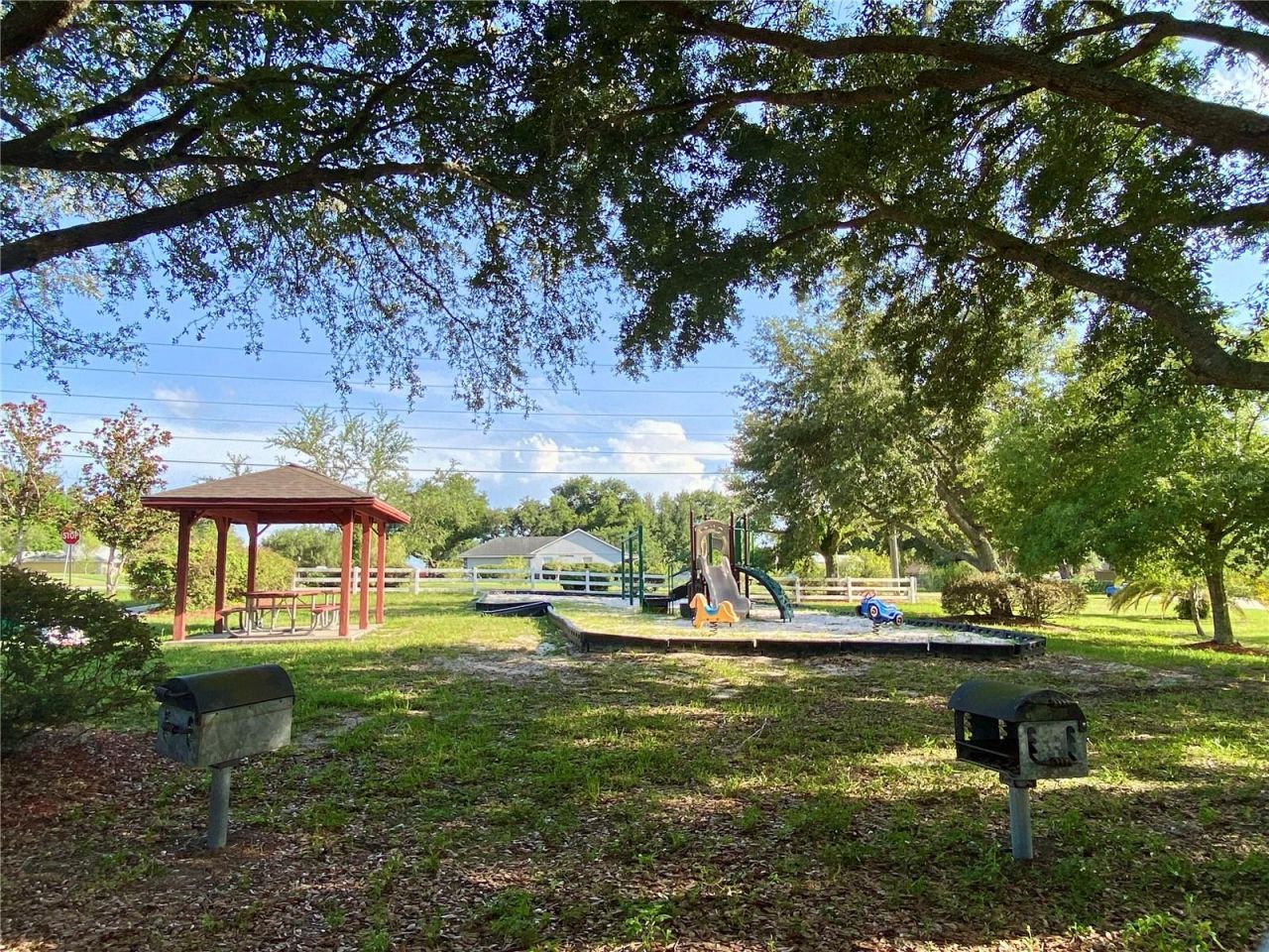 2033 Newtown Road , Groveland, FL 34736 Photo