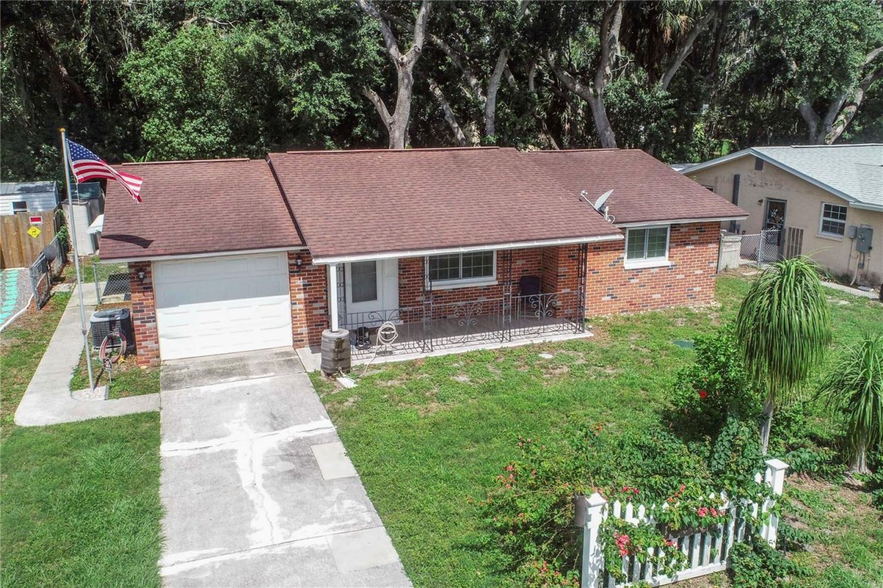 6627 Parkside Drive, New Port Richey, FL 34653 Photo