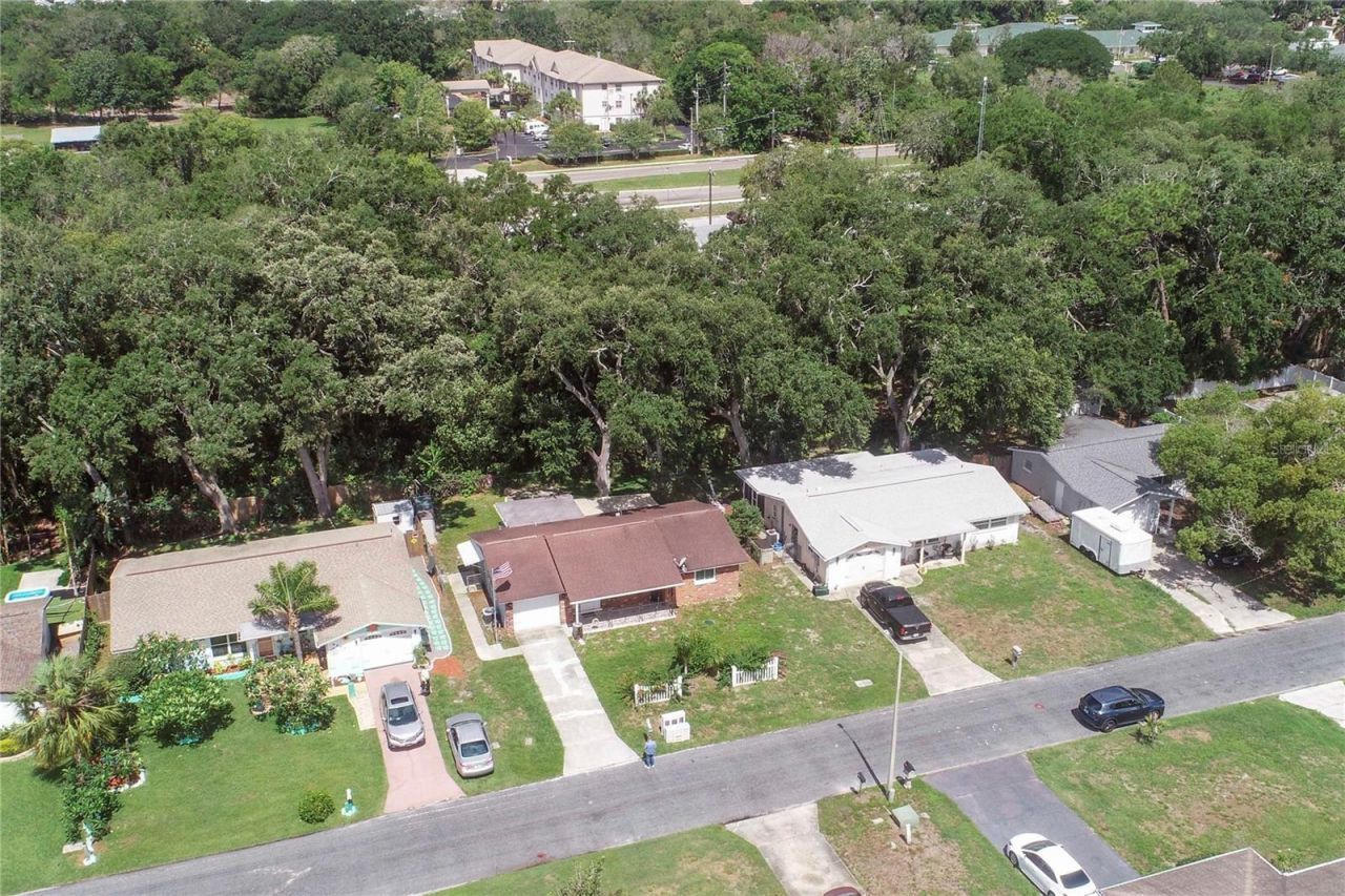 6627 Parkside Drive, New Port Richey, FL 34653 Photo