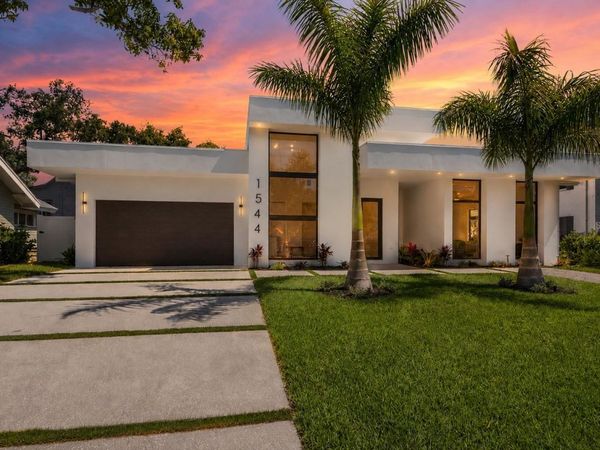 1544 3RD AVENUE W, BRADENTON, FL 34205