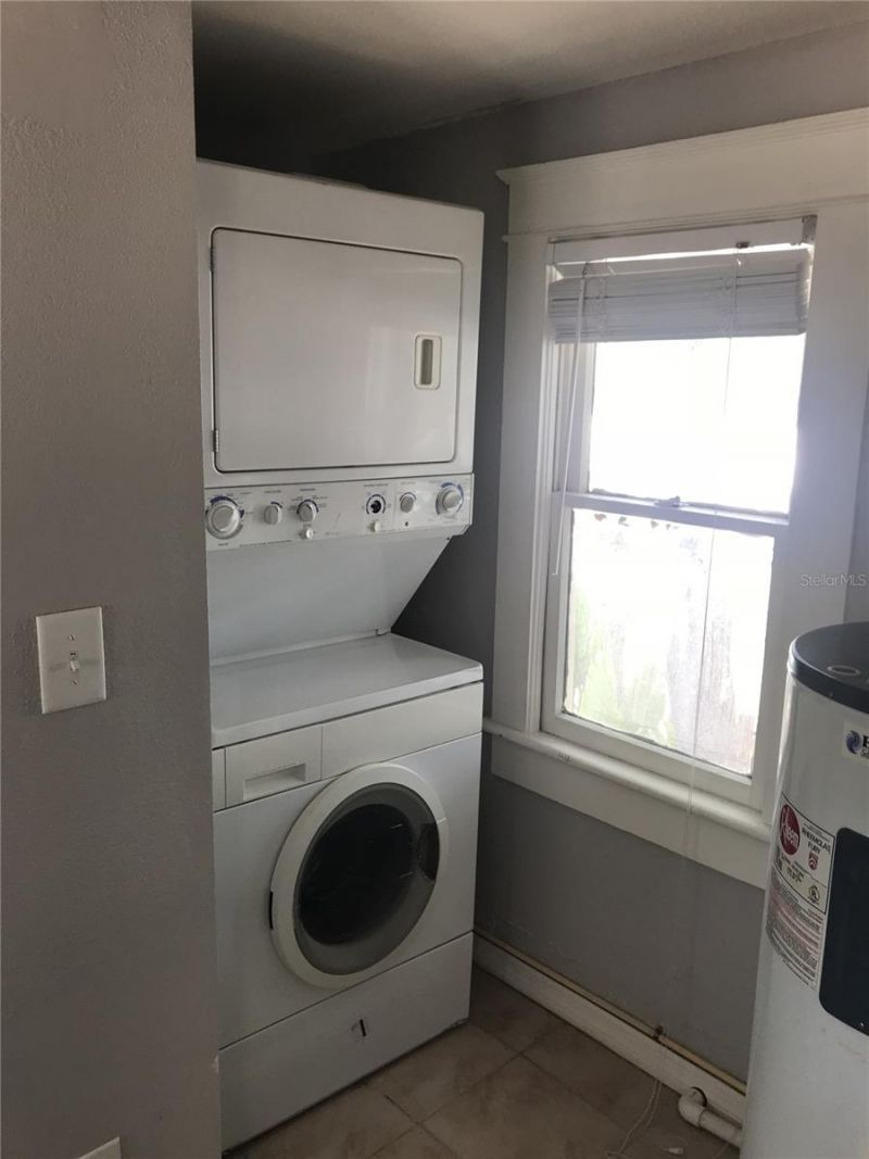 1952 Morrill Street, Unit B, Sarasota, FL 34236 Photo