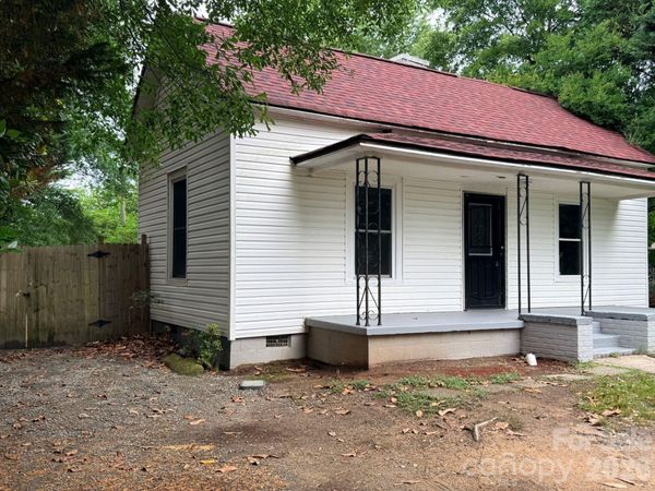 305 N Poplar Street, Gastonia, NC 28054