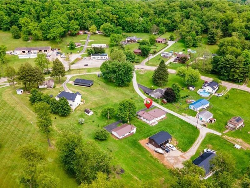 105 CRABAPPLE Lane, Hammondsville, OH 43930 Photo 44