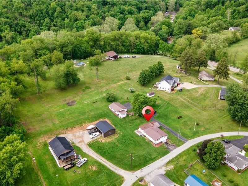 105 CRABAPPLE Lane, Hammondsville, OH 43930 Photo 46