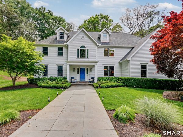 10 Side Hill, Westport, CT 06880