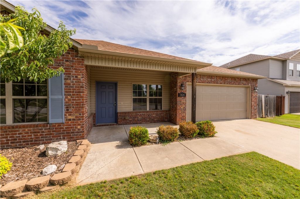 3828 Kelso Avenue, Springdale, AR 72764 Main Photo