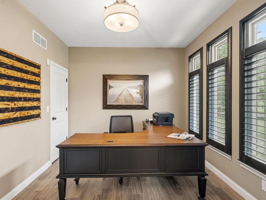 Property Image 28