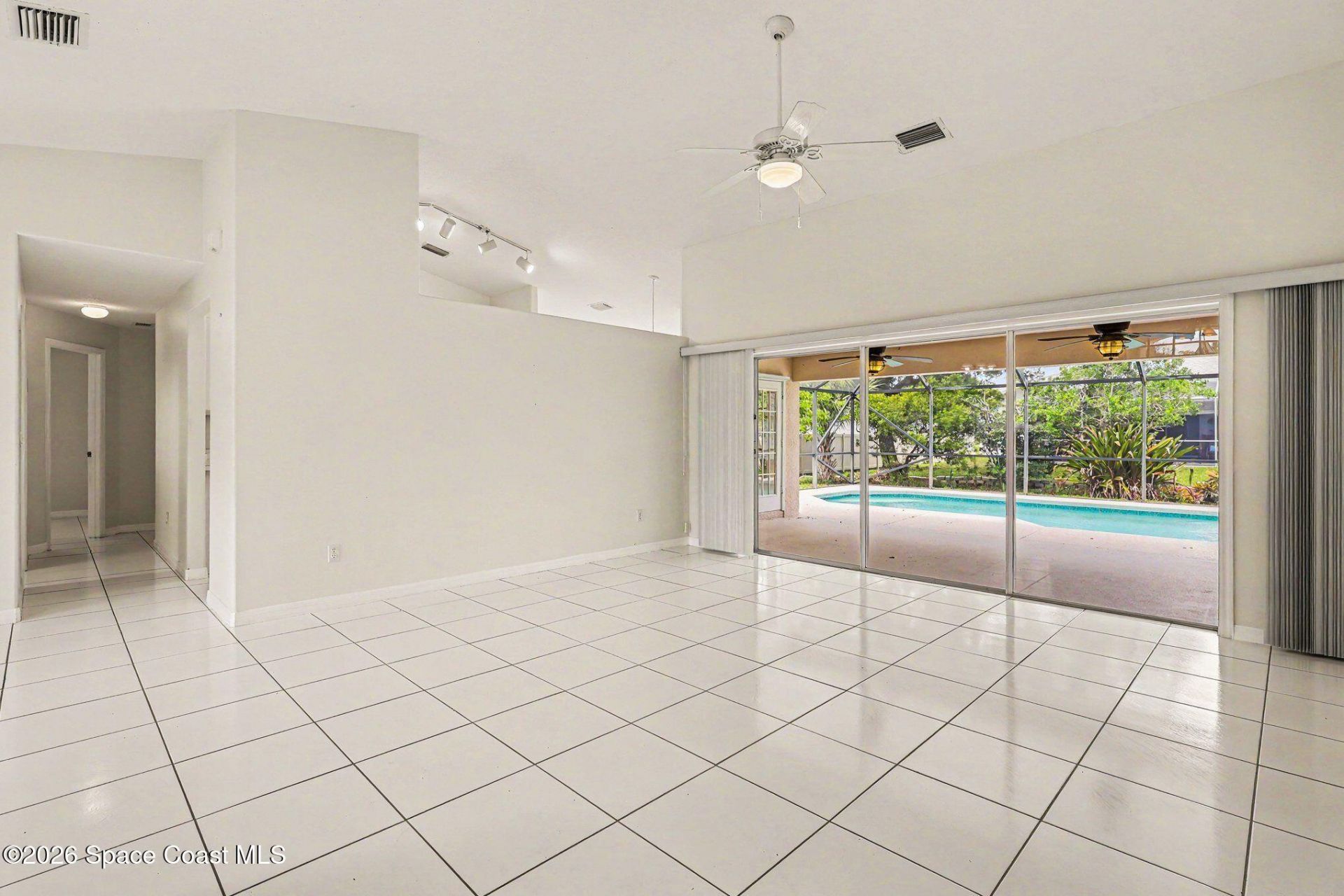 525 Belfast Terrace, Sebastian, FL 32958 Photo