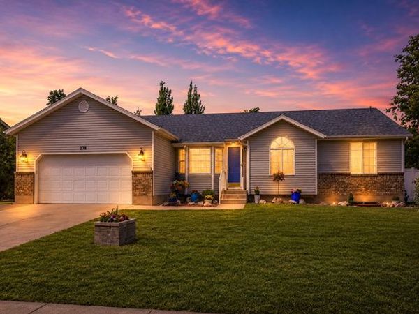 976 W 1400 S, Woods Cross, UT 84087