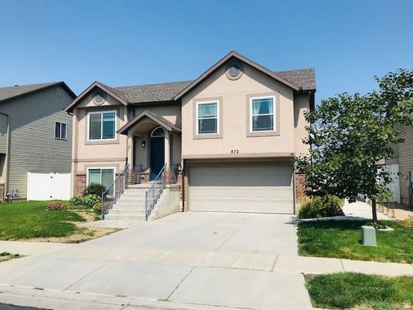 872 W OXFORD DR N, North Salt Lake, UT 84054
