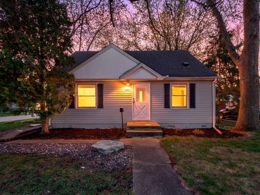 2801 W 71 1/2 Street, Richfield, MN 55423