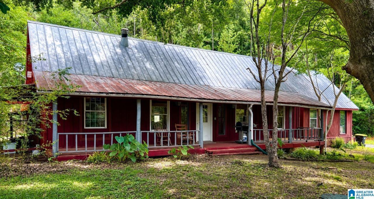 855 Marble Quarry Road, Talladega, AL 35160 Main Photo