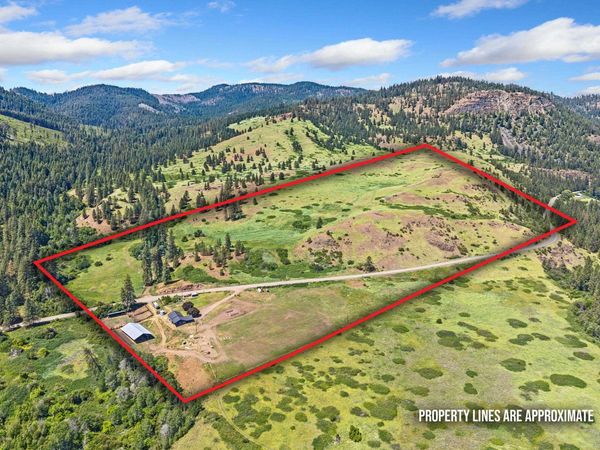 3296 Silver Creek Rd, Inchelium, WA 99138