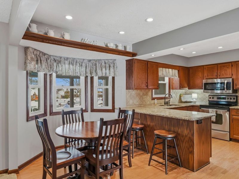 649 DEER RUN Drive, Gahanna, OH 43230 Photo 15