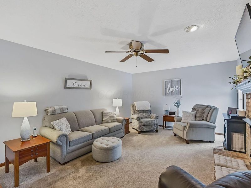 649 DEER RUN Drive, Gahanna, OH 43230 Photo 18