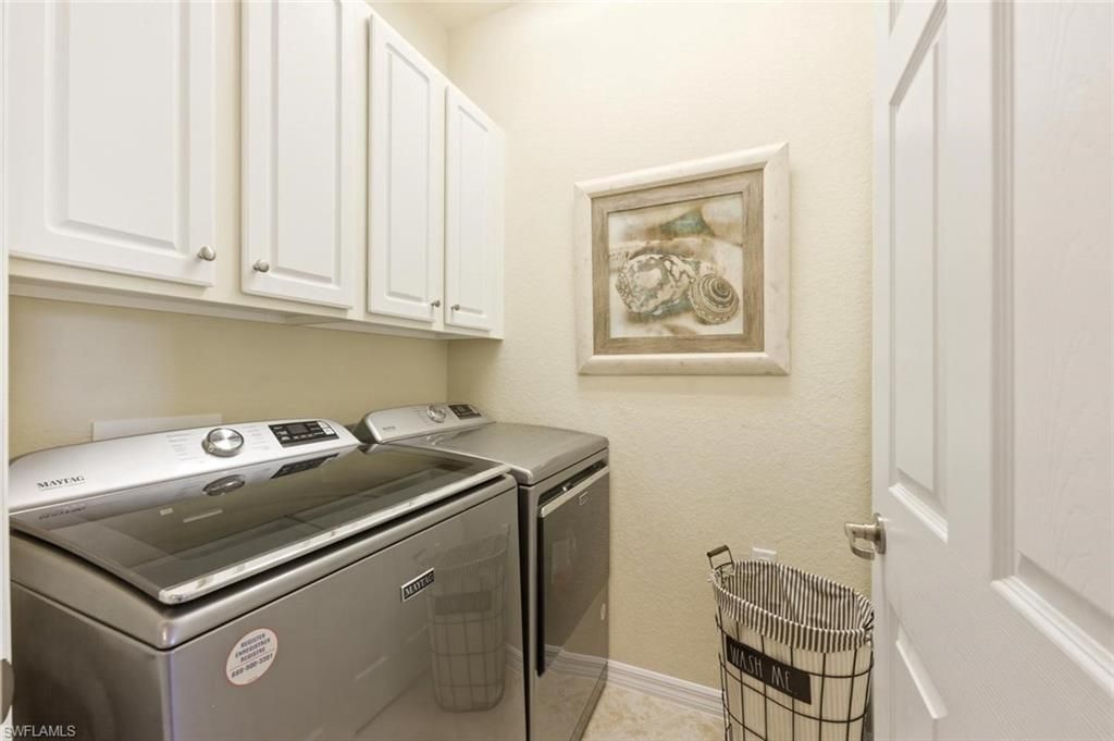 10554 Smokehouse Bay Dr , Unit 201, Naples, FL 34120 Photo