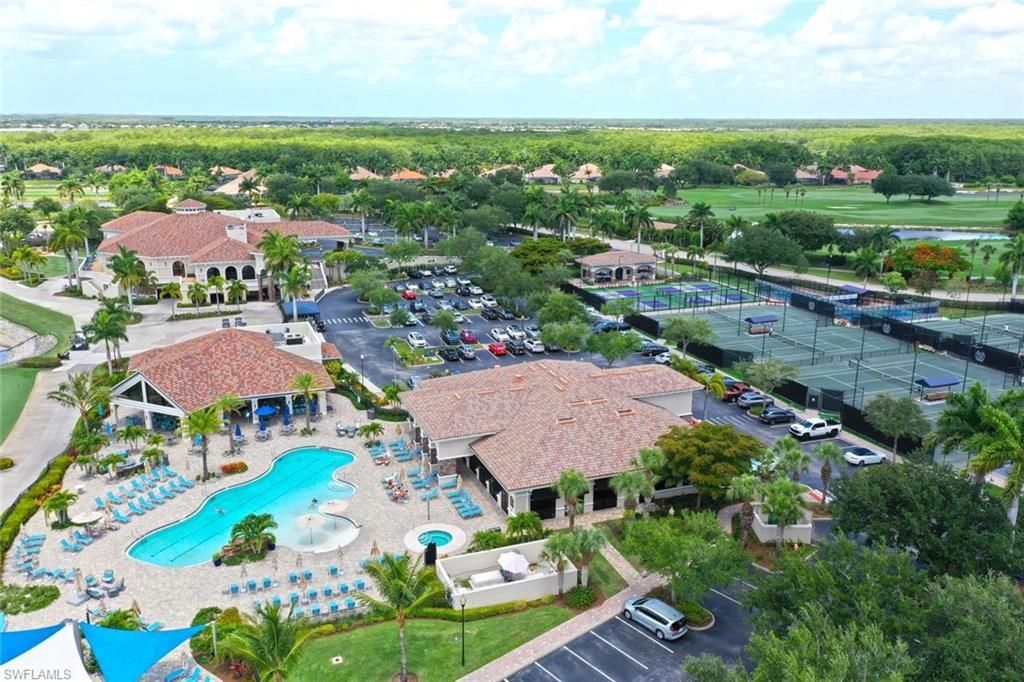 10554 Smokehouse Bay Dr , Unit 201, Naples, FL 34120 Photo