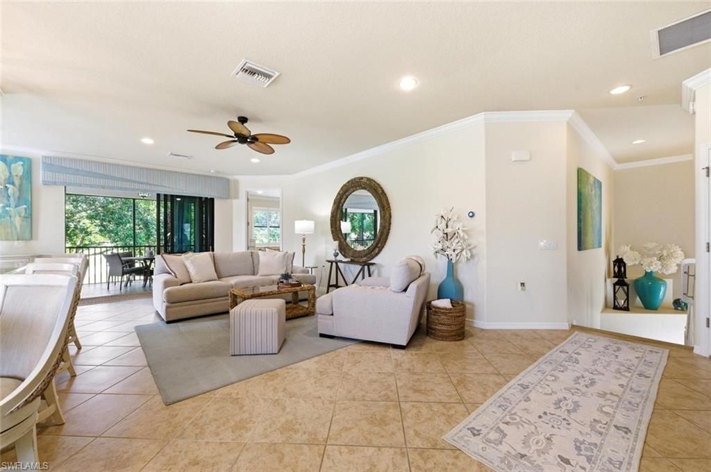 10554 Smokehouse Bay Dr , Unit 201, Naples, FL 34120 Photo