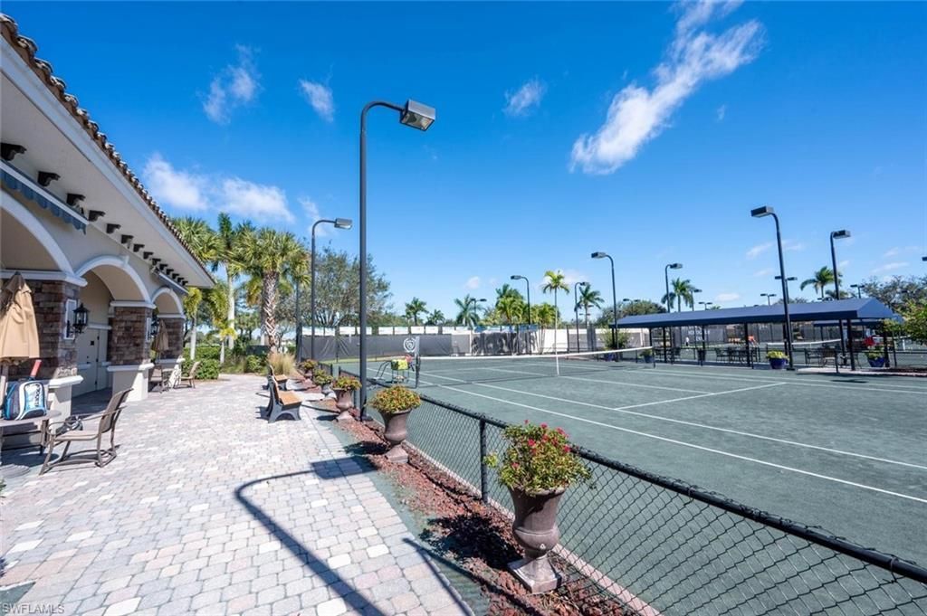 10554 Smokehouse Bay Dr , Unit 201, Naples, FL 34120 Photo