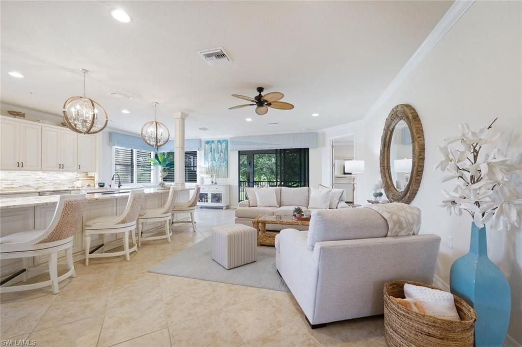 10554 Smokehouse Bay Dr , Unit 201, Naples, FL 34120 Photo