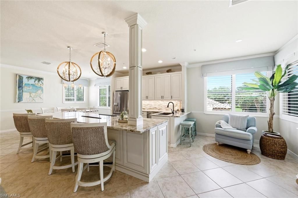 10554 Smokehouse Bay Dr , Unit 201, Naples, FL 34120 Photo