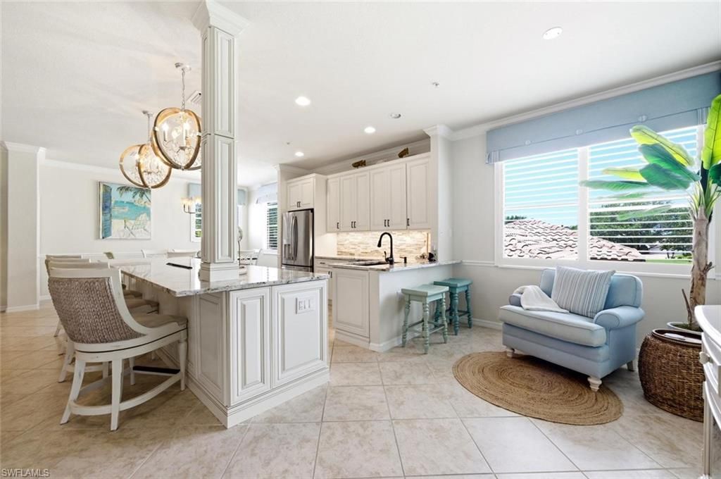 10554 Smokehouse Bay Dr , Unit 201, Naples, FL 34120 Photo