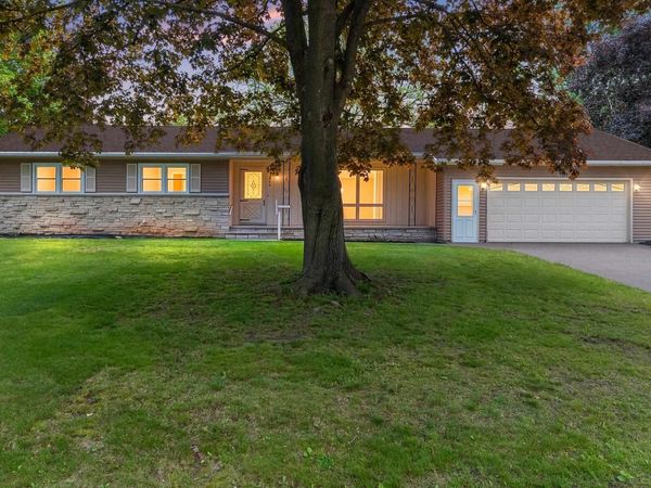 242 N CLINTON AVENUE, Clintonville, WI 54929