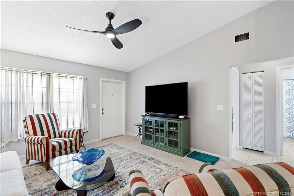 8156 SE Villa Way, Hobe Sound, FL 33455 Photo