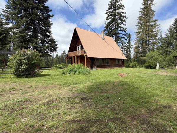 1010 Mustang Lane, Helmer, ID 83823