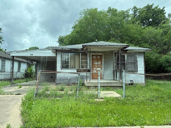 429 S 12th Street, West Memphis, AR 72301
