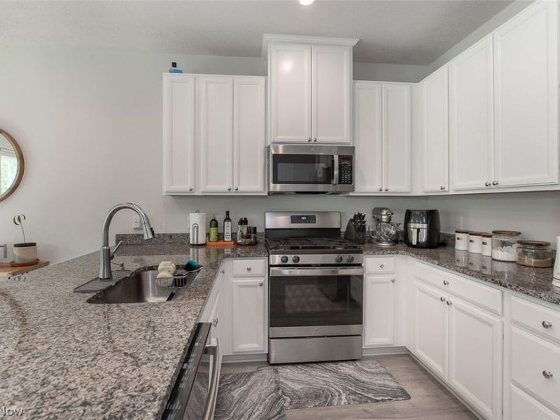 1169 Meadow Run, Copley, OH 44321 Photo 6