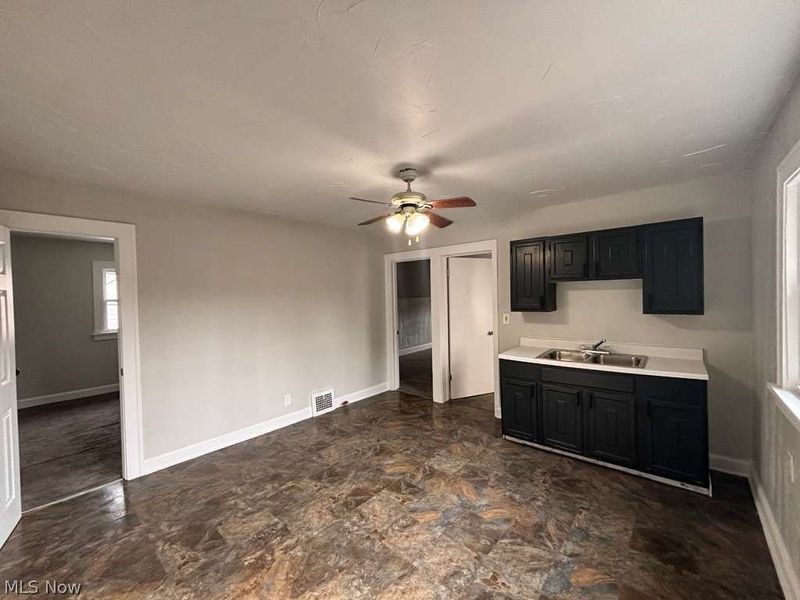 907 Rondel Road, Cleveland, OH 44110 Photo 16