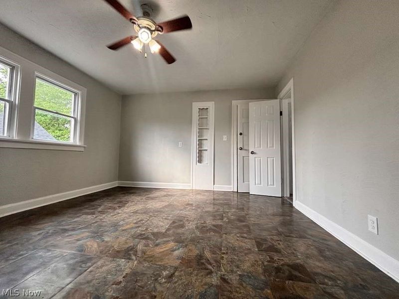 907 Rondel Road, Cleveland, OH 44110 Photo 20