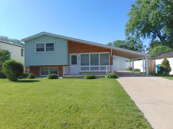 2202 Saint Francis Avenue , Joliet, IL 60436