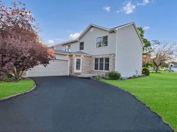537 W Comstock Avenue , Elmhurst, IL 60126