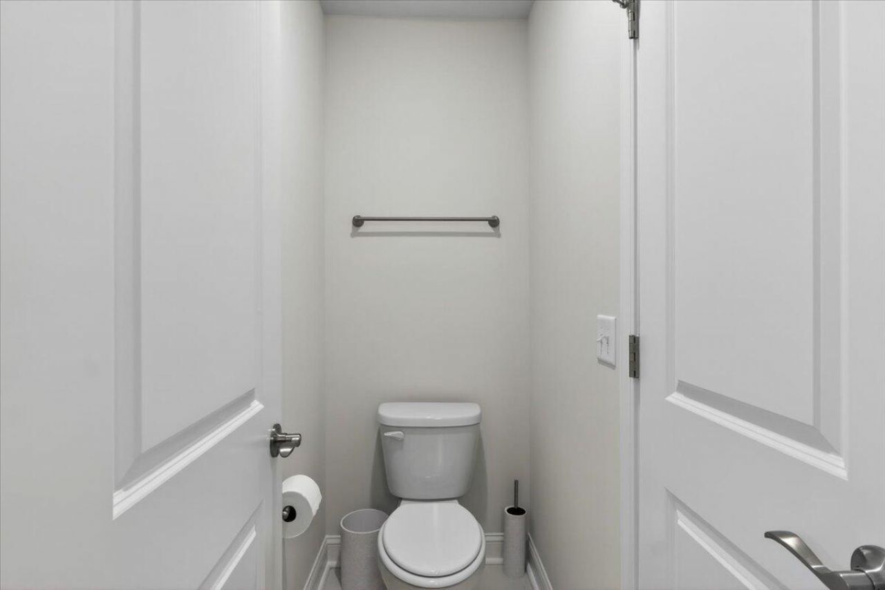 3186 Hugh Bennett Drive Photo 42