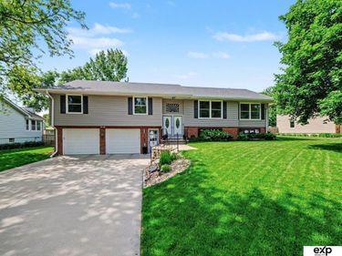 12223 Cuming Street , Omaha, NE 68154