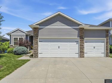 6210 Thompson Creek Boulevard , Lincoln, NE 68516