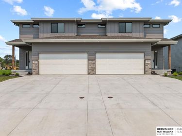14810 Willow Street, Bennington, NE 68007